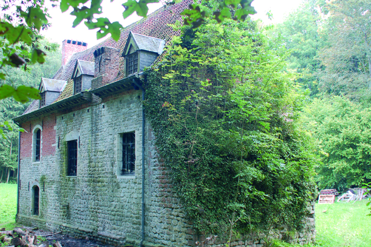 Façade postérieure en pierre 1